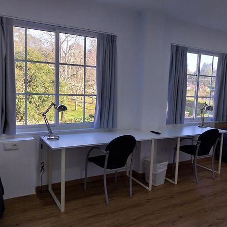 Residencia Universitaria Resa Siglo XXI Кульєредо Номер фото