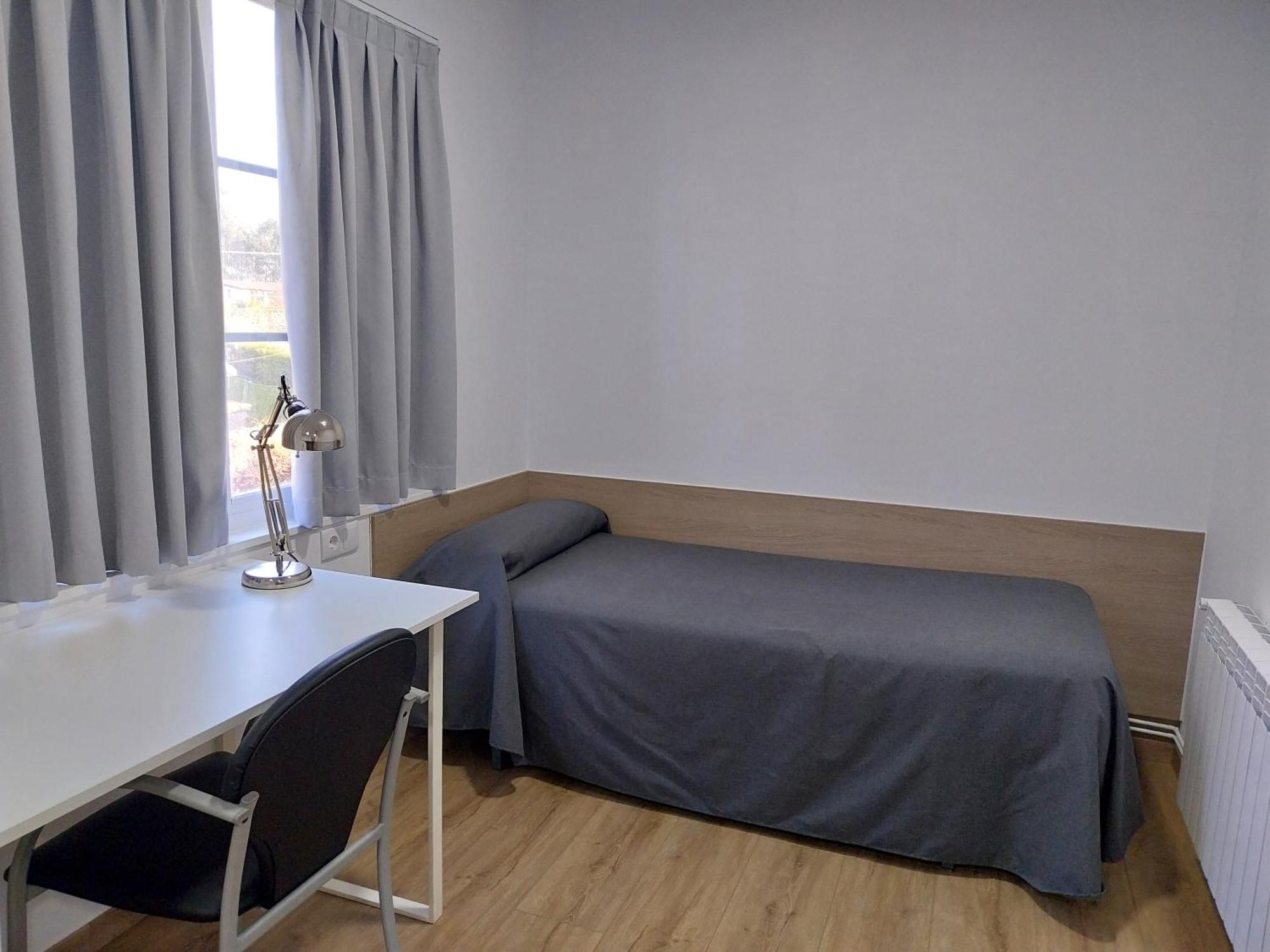 Residencia Universitaria Resa Siglo XXI Кульєредо Номер фото