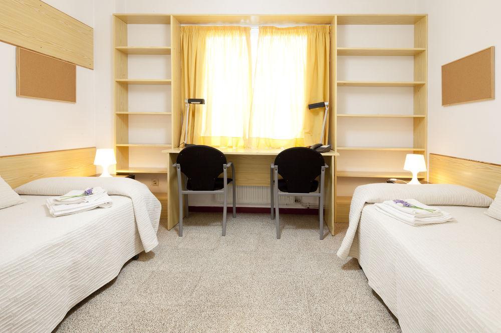 Residencia Universitaria Resa Siglo XXI Кульєредо Екстер'єр фото