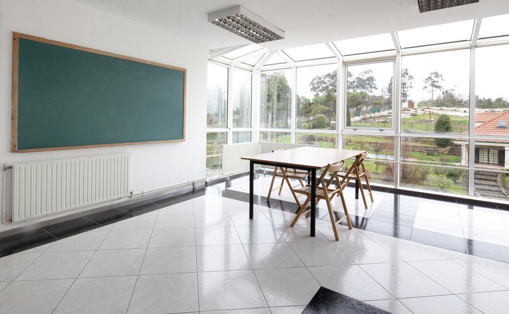 Residencia Universitaria Resa Siglo XXI Кульєредо Екстер'єр фото