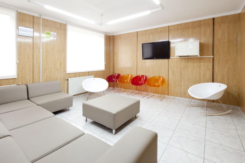 Residencia Universitaria Resa Siglo XXI Кульєредо Екстер'єр фото